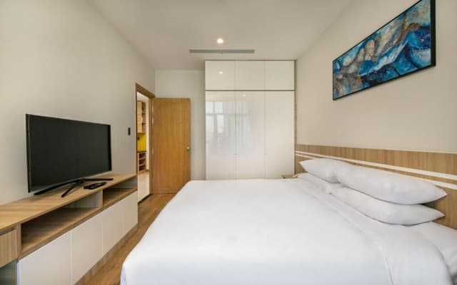 Sun River Hotel & Apartment - photo 5