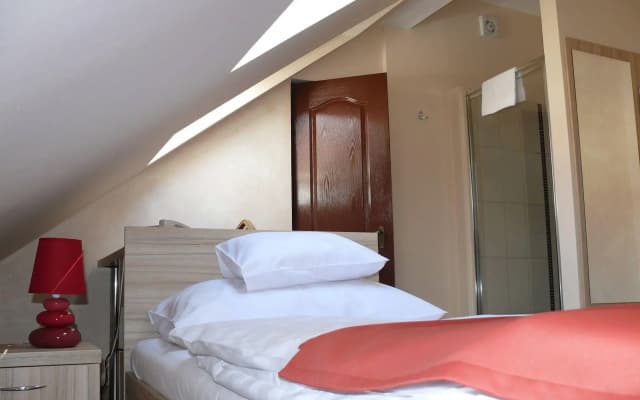 Sunshine Hotel - Budapest - photo 3