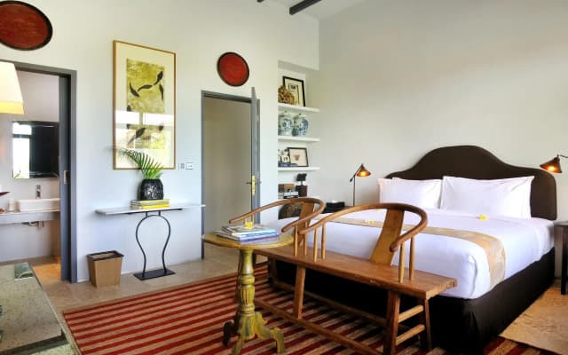 Room & Vespa Suite 1 - photo 2