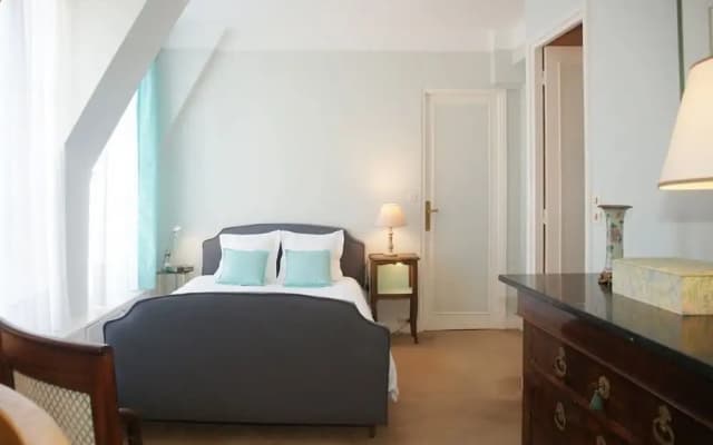 216500 - Beautiful 120 sqm duplex apartment for a family or two couples to rent in a privileged area - photo 2
