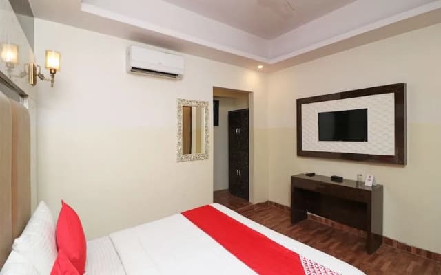 OYO 26161 Plazzo Inn - photo 4