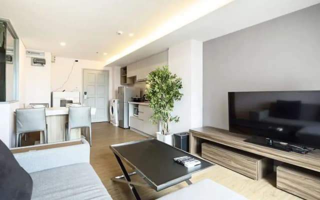 Siamese Nang Linchee By Favstay Apartments - photo 5