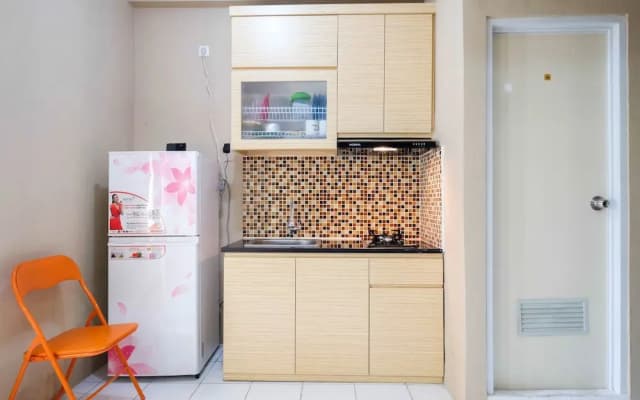 Simple 2BR Pancoran Riverside Apartment By Travelio - photo 4