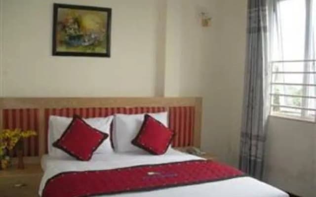 Red Hotel 2 - photo 3