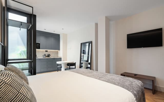 Pacifico Suites near Retiro - photo 4