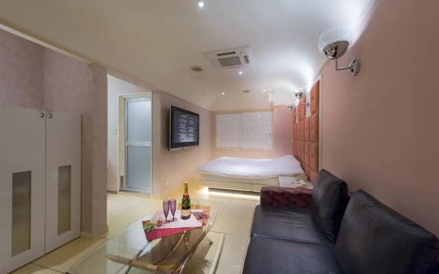 Hotel Linden Oji - photo 3
