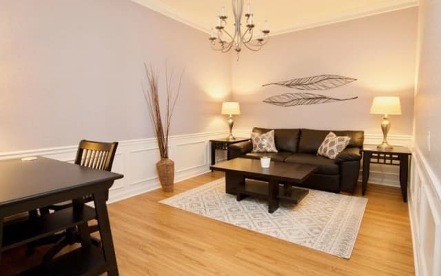Lake View Vista Cay 3 Bed 2 Bath Condo 3 Bedroom Condo - photo 2
