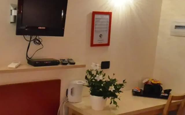 Quo Vadis Guest House - photo 2