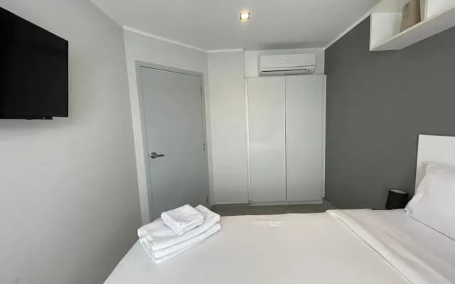 Rego 2 Bedroom Apartment - photo 2
