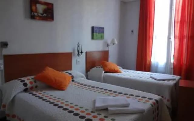 Hostal Lima - photo 4