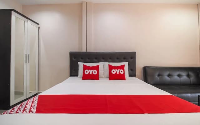 OYO 1028 The Panowla Residence - photo 2