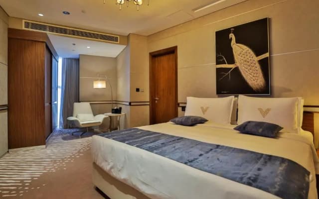 VIP Hotel - photo 2
