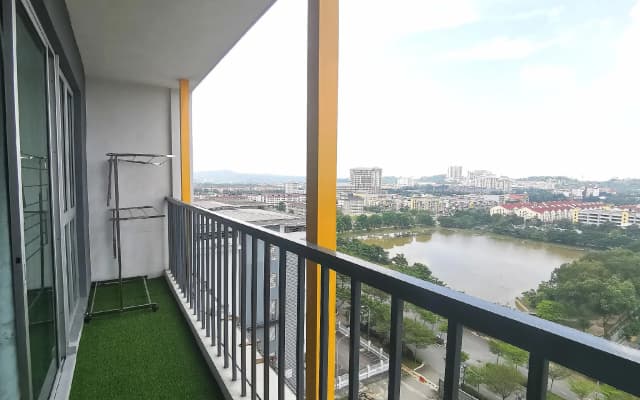 A's House i-City 1-4pax Studio Netflix/Wifi - photo 3