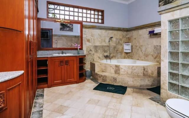 Sunclad Villa - photo 4