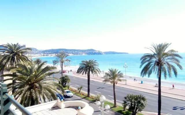 Waterfront Apartment Nice - photo 5