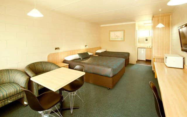 Box Hill Motel - photo 5