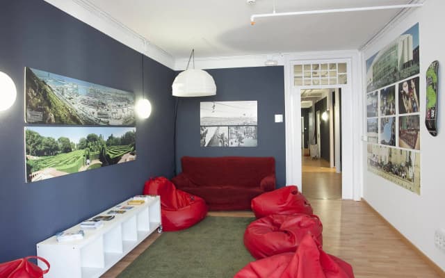 Sant Jordi Hostel Alberg - photo 2