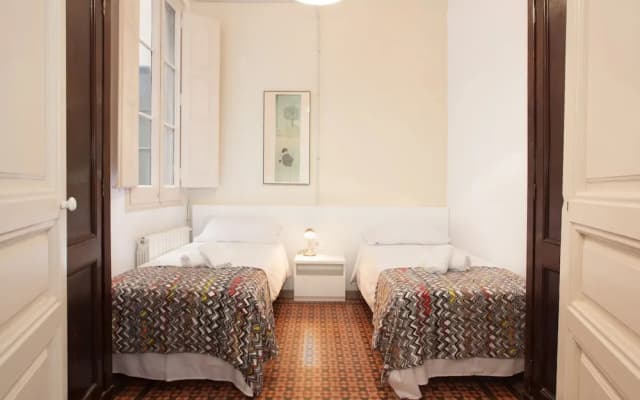 AB Bailén Apartments - photo 5