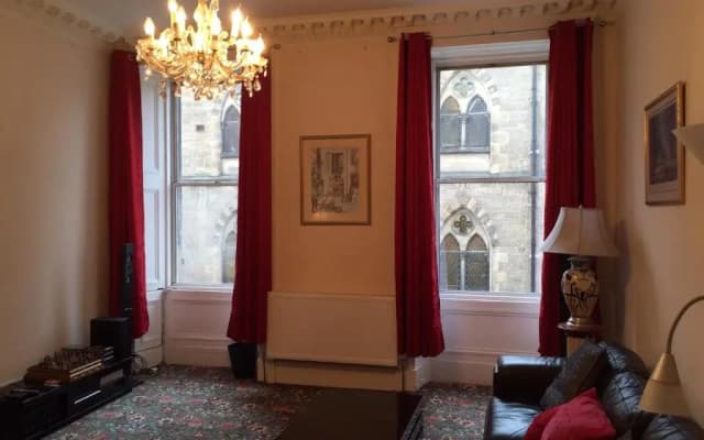 Large Grange Apartment - photo 2