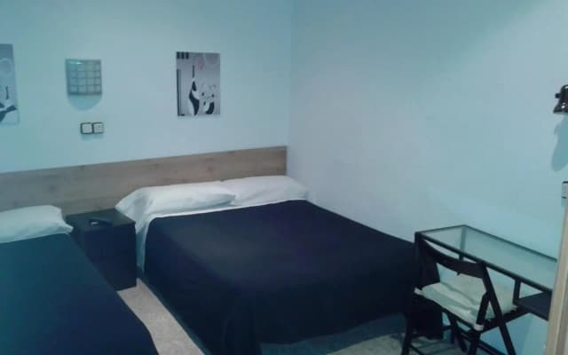 Hostal Ruta de Francia - photo 4