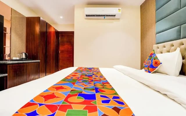 FabHotel D2 - photo 3