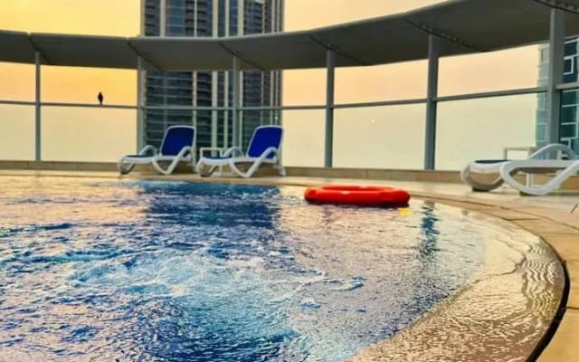Luxry Full Marina View & RoofTop Pool Flat - photo 3