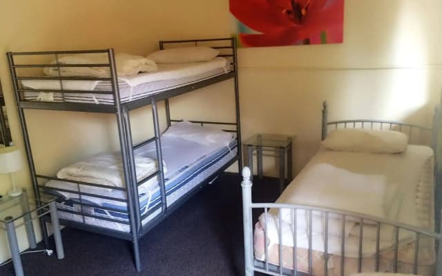St Kilda Hostel - photo 4