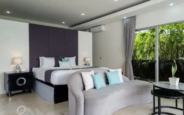Suluban Cliff Bali Villa - photo 5