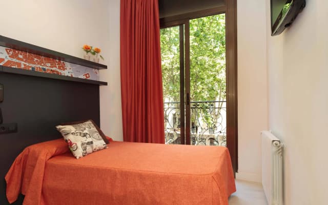 Hostal Benidorm - photo 2