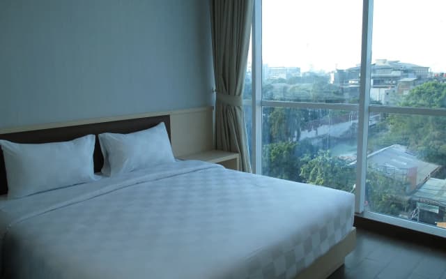 Hotel 88 Fatmawati Jakarta by WH - photo 2