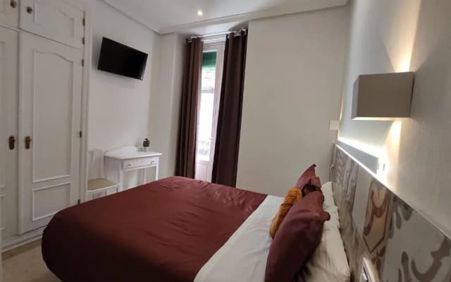 Hostal Alfaro - photo 3