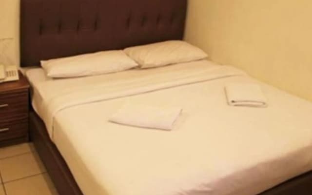 One Hotel Sadong Jaya - photo 3