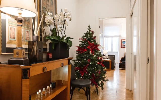 EBL Luxury Home - photo 2