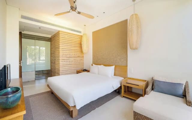 The Salt Collections Beachfront Resort Da Nang - photo 2