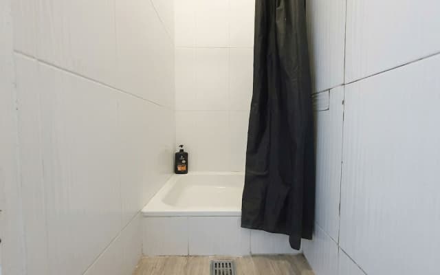 Central & Simple 1BR Apartment with WIFI - photo 5