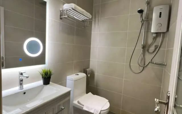 De Sentral Hotel - photo 5