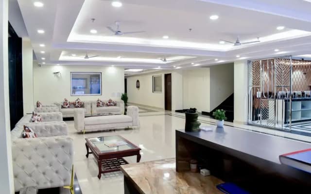 Hotel Yash Palace - photo 5