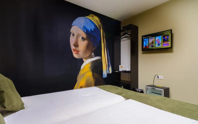 Camp Inn Hotel - photo 3