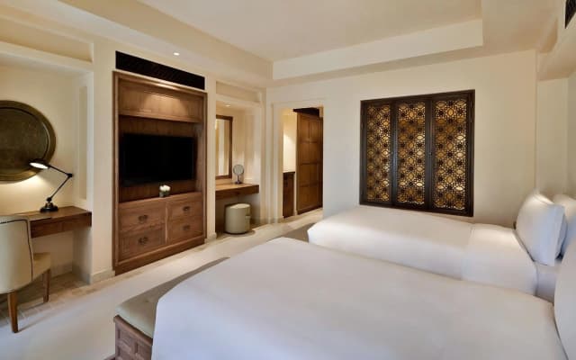 Al Wathba, a Luxury Collection Desert Resort & Spa, Abu Dhabi - photo 4