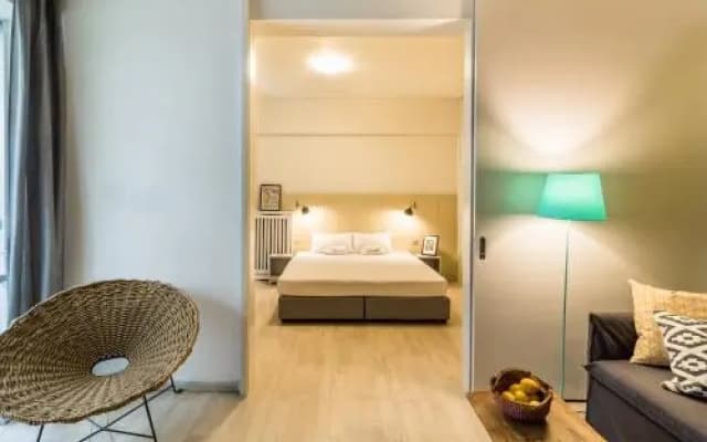 One-Bedroom Apartment - Kolonaki - photo 3