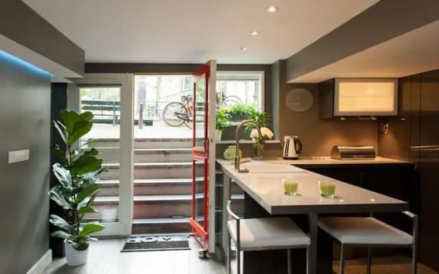Orange City Studio Amsterdam - photo 3