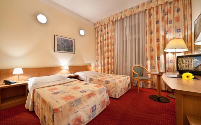 Hotel Aron - photo 4