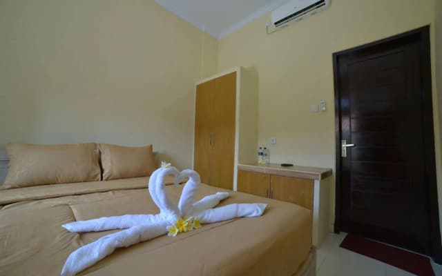 Ratu Guest House - photo 5