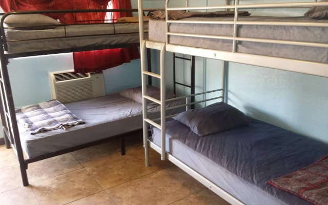 Bungalows Hostel - photo 2