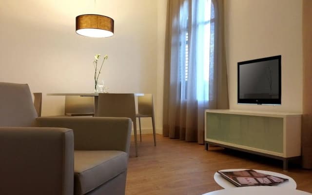 Barcelona Apartment Viladomat - photo 5