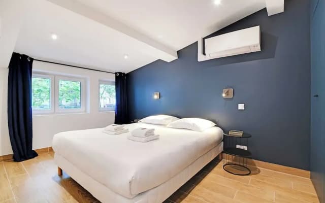 Welcoming Apartment -1bd/4p - 18th Arrd - photo 3