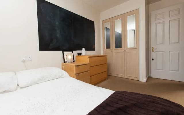 Cozy, Complete Flat for 4 in Leith - photo 4