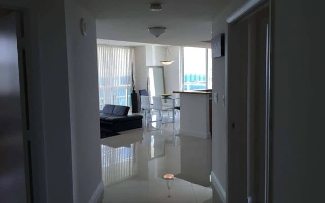 Lyx Suites at One Broadway - photo 2