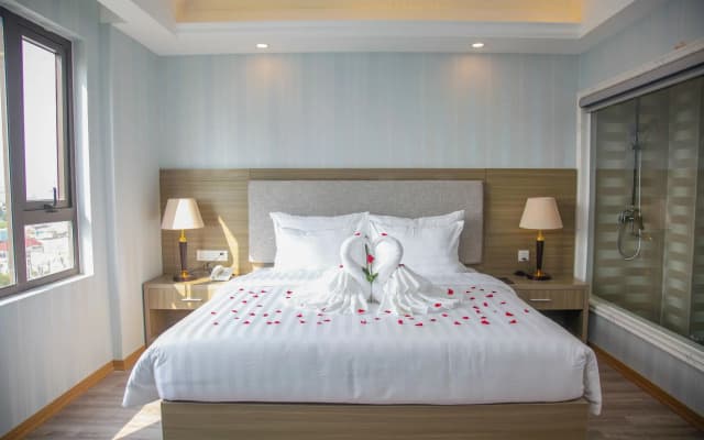 Royal Beach Hotel by THG - photo 3