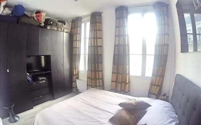 Apartment with 2 Bedrooms in Paris, with Wonderful City View And Wifi - photo 2